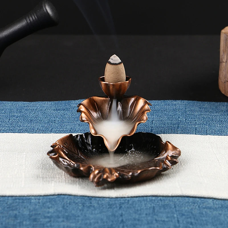 Leaf Backflow Incense Burner – Aromatherapy Holder